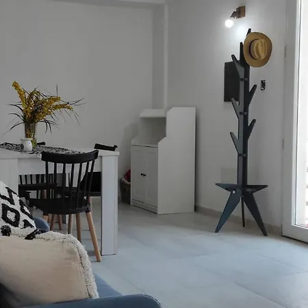 The Courtyard By The Seaside Appartement *